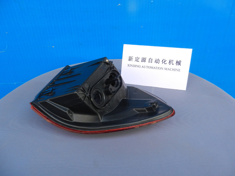 汽車車燈熱板焊接.jpg 汽車車燈熱板焊接.jpg